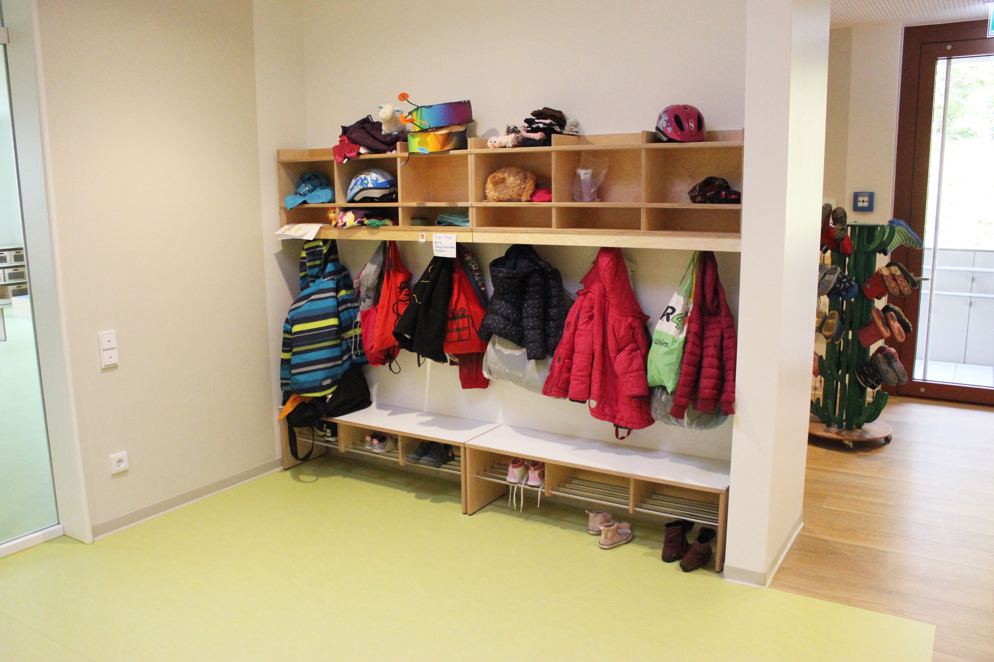  Foto zu Kindergarten Garderobe - Daisy Mckenzie Design 
